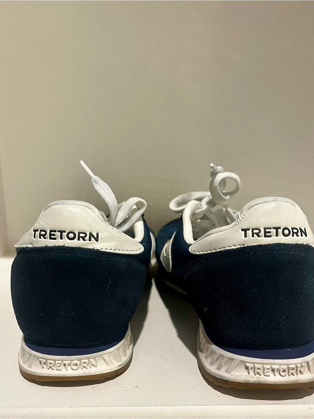 Tretorn Navy Blue White Gum Sole Retro Sneakers Size 8.5 - Picture 4 of 6
